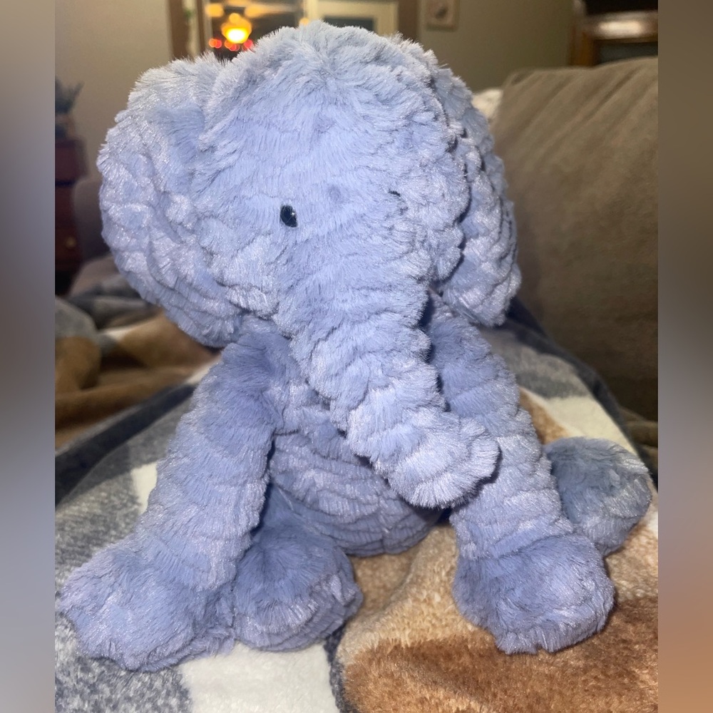 ✨Jellycat✨ Medium Fuddlewuddle Elephant NWT
